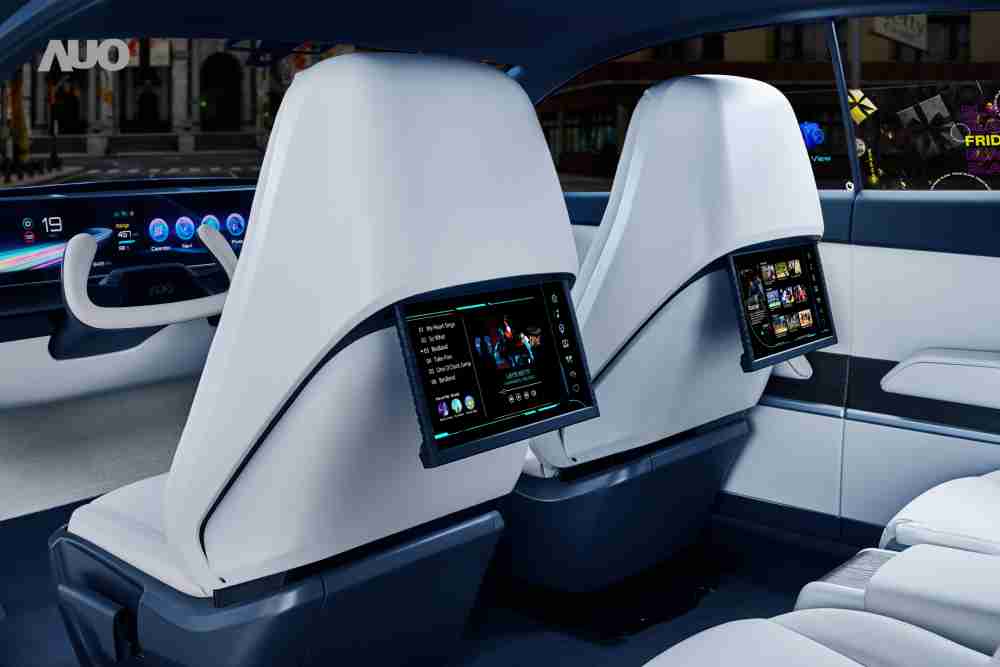 尊龙集团将于CES 展示全新Smart Cockpit 2024，，，，可紧密串连使用者多元需求，，，，并革新座舱内部的应用和设计，，，带来身历其境且引人入胜的视觉飨宴，，满足驾乘人员的全方位体验